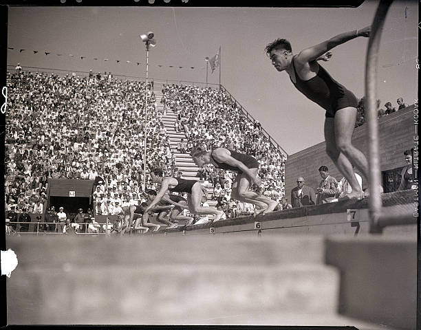 自由泳出发技巧慢动作教程