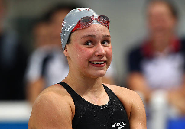 突破极限：青少年100米自由泳新纪录诞生