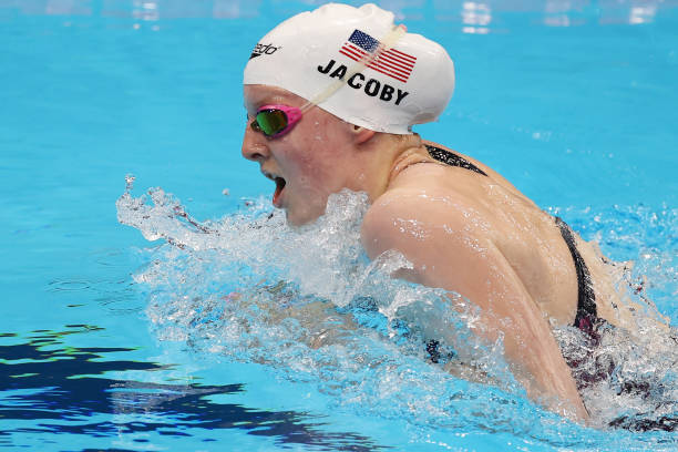 专业游泳训练圈：提升技巧的辅助工具解析