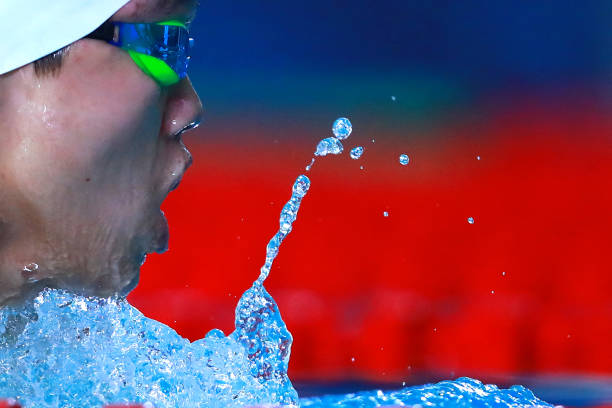 梦见游泳顺利，是否预示事业或感情顺利？