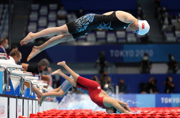 中年学游泳：五十岁开始，多久能掌握基本技巧？