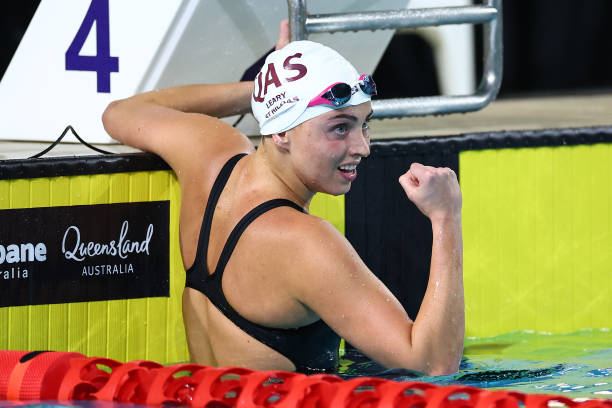 现代室内游泳池效果图大全，高清收藏版