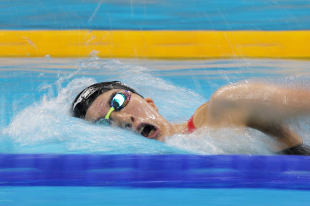 女子游泳二级达级要求及技巧解析