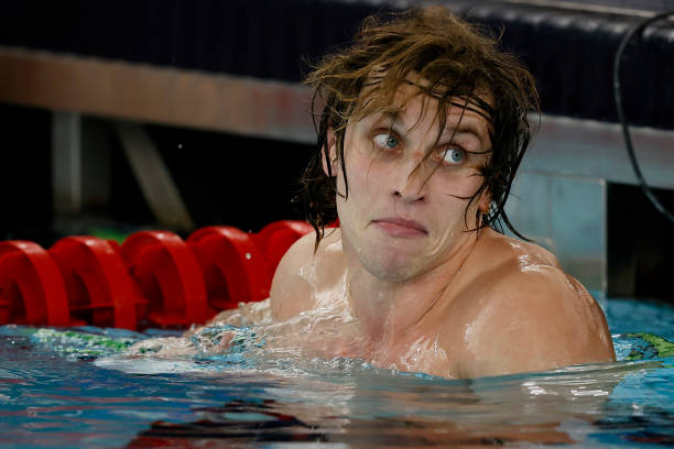 游泳运动员的职业生涯：从新手到奥运冠军