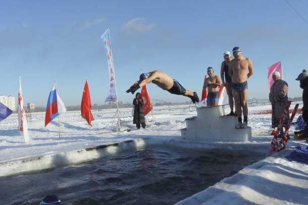 折纸船教程：让你的小船在水上“游”起来