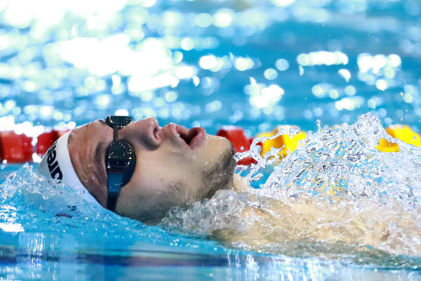 游泳救生员证考试内容解析：理论与实操要点