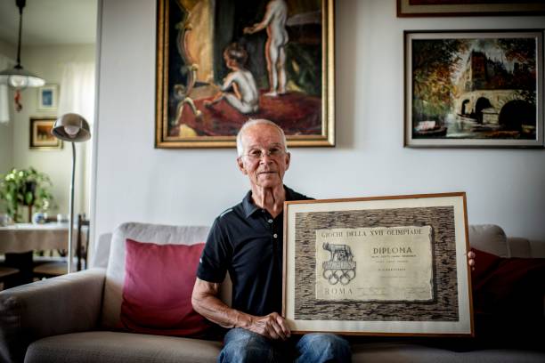 实用教程:如何安全有效地排出耳朵里的水