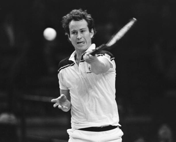 网球触网后的命运：科学解析落点之谜