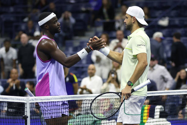 桑普拉斯温网胜率解析:草地之王的不败传奇