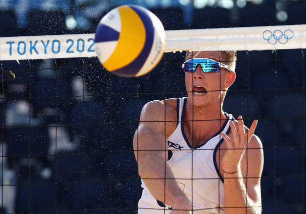 排球比赛场地画线的标准误差是多少？