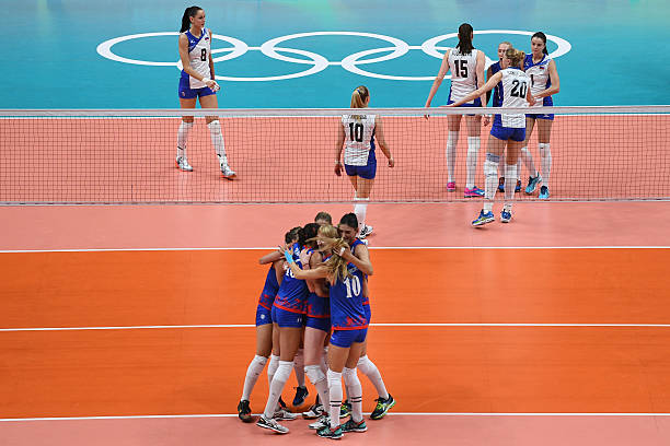 如何通过站位安排提升排球团队配合